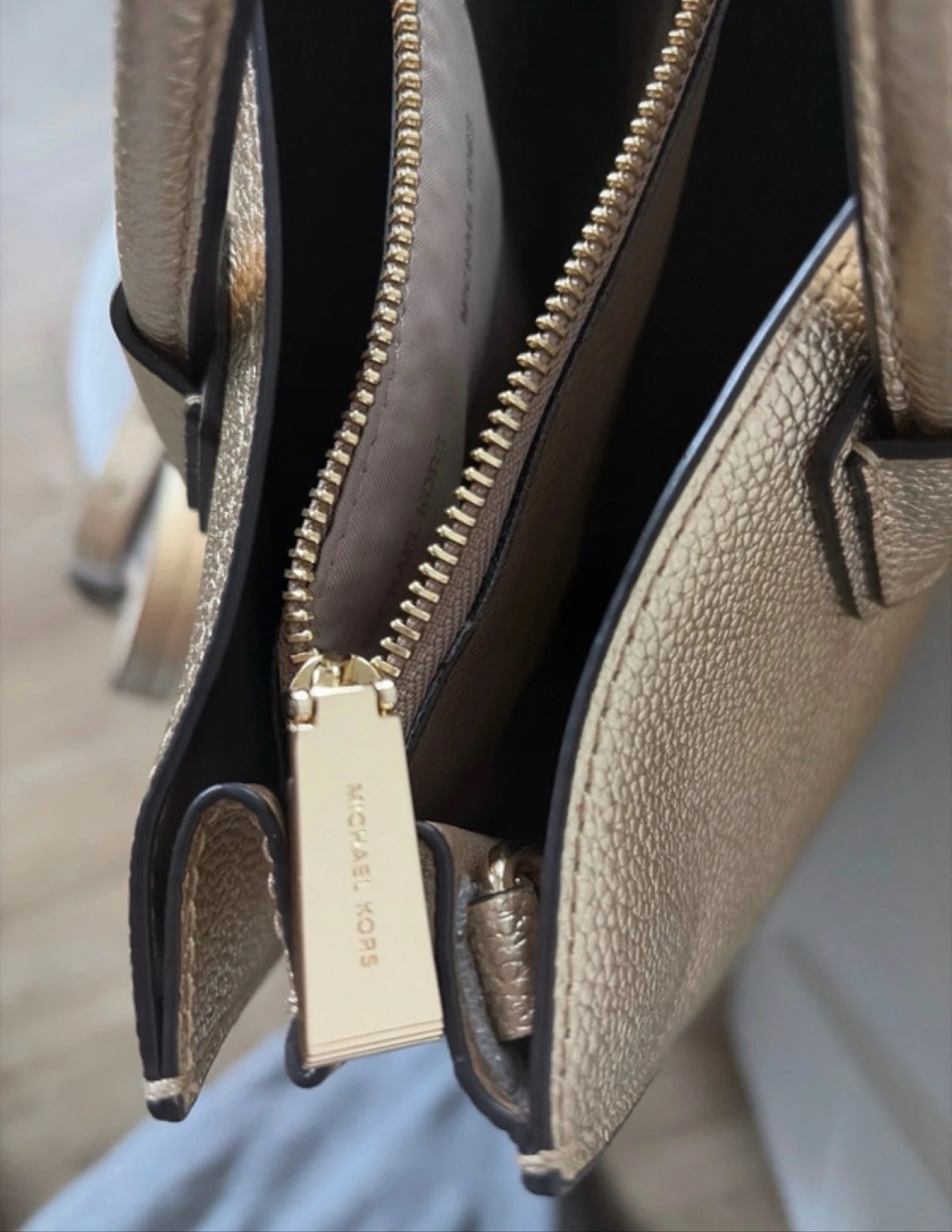 Michael Kors tas van gemêleerd goudkleurig leer – Uitstekende staat – Schouderband + dust bag – photo 17